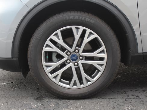 Used 2022 Ford Escape SEL image 32