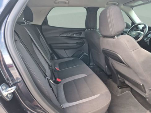 Used 2021 Chevrolet TrailBlazer LS FWD image 17