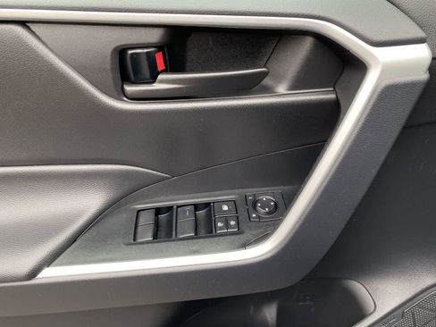 Used 2025 Toyota RAV4 LE image 19