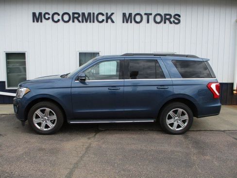 Used 2019 Ford Expedition XLT w/ Equipment Group 202A AWD/4WD image 1