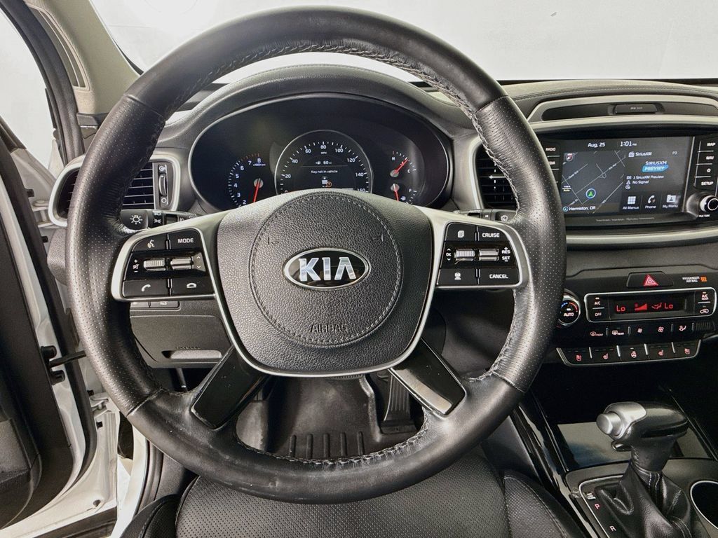 Used 2019 Kia Sorento SX w/ SX Touring Package AWD/4WD image 13