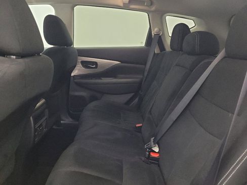 Used 2017 Nissan Murano S w/ Visibility Package FWD image 18