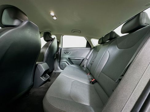 Used 2025 Kia K4 FWD image 26