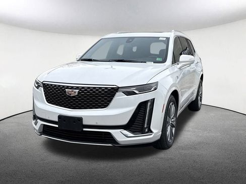 Certified 2022 Cadillac XT6 Premium Luxury w/ Technology Package image 1