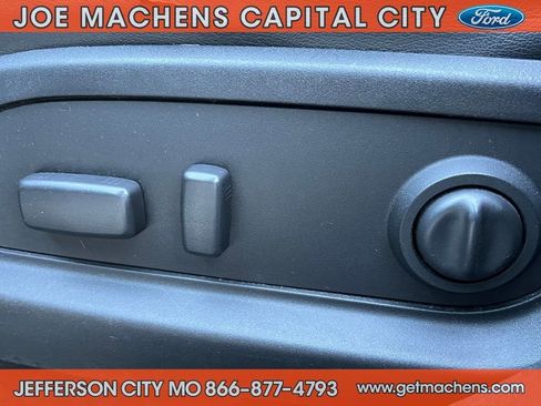 Used 2017 Chevrolet Traverse LT image 20