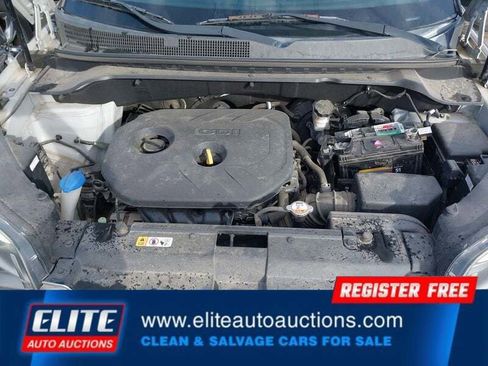 Used 2016 Kia Soul + w/ Audio Package FWD image 19