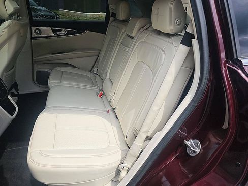 Used 2017 Lincoln MKX Black Label w/ Driver Assistance Package FWD image 28