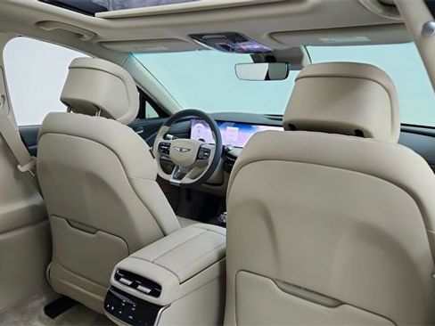 Used 2025 Genesis G80 2.5T Sport Prestige image 26