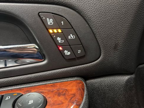 Used 2013 Chevrolet Tahoe LTZ image 15