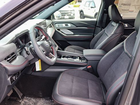 New 2026 Ford Explorer ST AWD/4WD image 18
