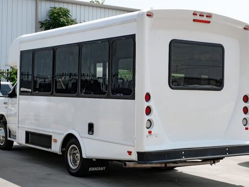 Used 2014 Ford E-350 and Econoline 350 Super Duty image 13