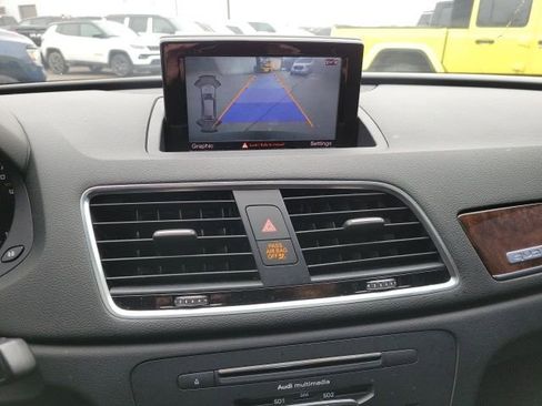 Used 2017 Audi Q3 2.0T Premium Plus w/ Premium Plus Package image 10