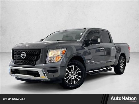 Used 2021 Nissan Titan SV w/ SV Convenience Package RWD image 1