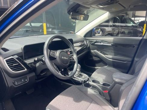 Used 2024 Kia Seltos S FWD image 15