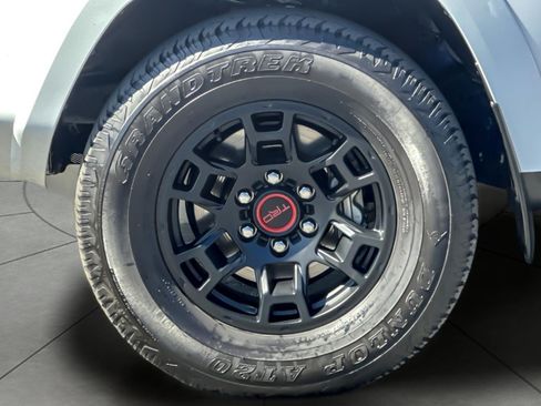 Certified 2023 Toyota 4Runner TRD Off-Road Premium w/ Off Road Premium Plus Package AWD/4WD image 26