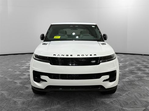New 2026 Land Rover Range Rover Sport SE image 8