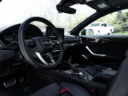 Used 2021 Audi S4 Premium Plus w/ Premium Plus Package image 24