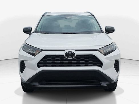 Used 2021 Toyota RAV4 LE FWD image 12