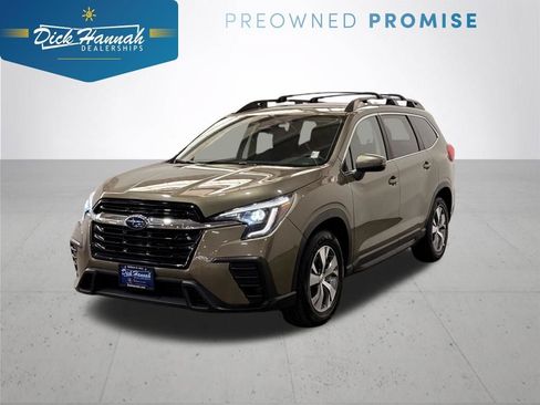 Used 2023 Subaru Ascent Premium w/ Convenience Package AWD/4WD image 1