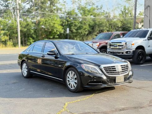 Used 2015 Mercedes-Benz S 550 4MATIC Sedan image 4