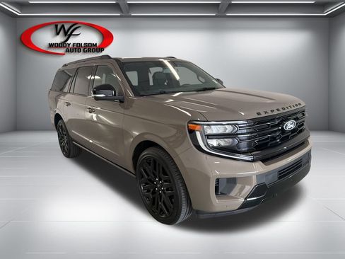 New 2027 Ford Expedition Max Platinum w/ Stealth Performance Package AWD/4WD image 3