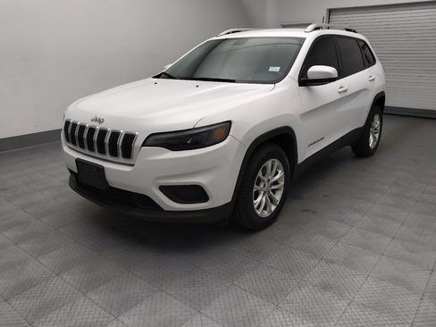 Used 2020 Jeep Cherokee Latitude w/ Cold Weather Group FWD image 15