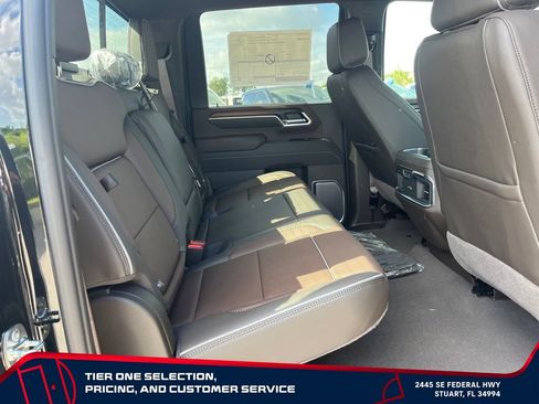 New 2026 GMC Sierra 2500 Denali w/ Denali Reserve Package AWD/4WD image 18