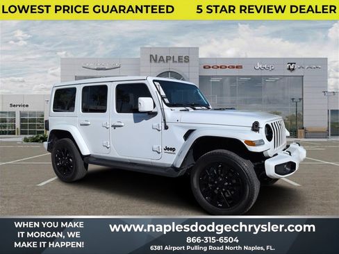 Used 2022 Jeep Wrangler Unlimited Sahara AWD/4WD image 1