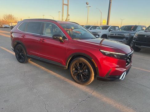 Used 2023 Honda CR-V Sport Touring image 3