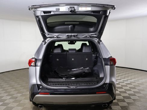 Used 2022 Toyota RAV4 XSE image 18