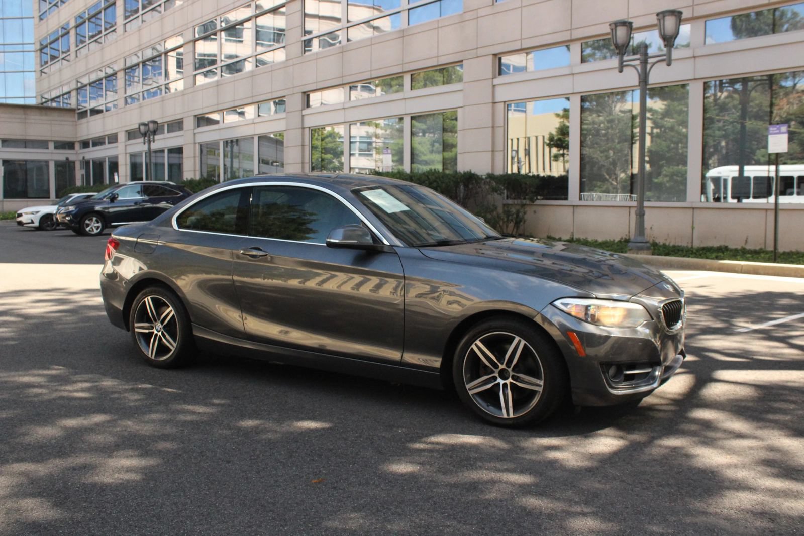 Used 2017 BMW 230i xDrive Coupe AWD/4WD image 2