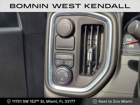 Used 2021 Chevrolet Silverado 1500 LT image 24