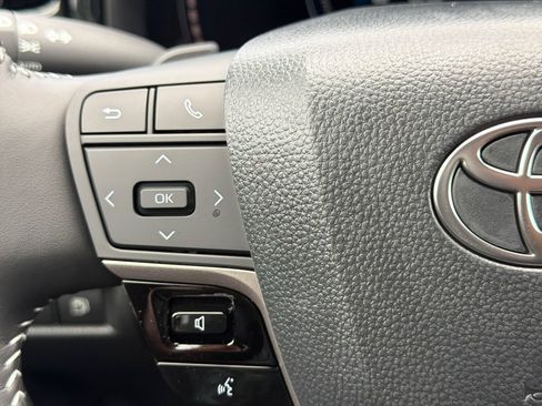 New 2026 Toyota Camry SE w/ Convenience Package FWD image 29