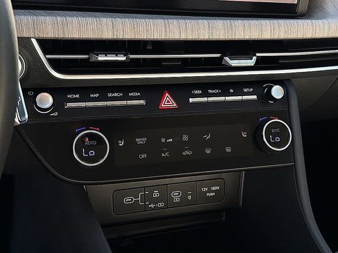 Certified 2025 Hyundai Sonata SEL FWD image 14