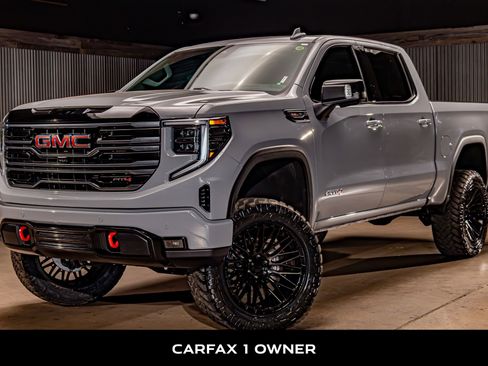 Used 2025 GMC Sierra 1500 AT4 w/ Technology Package image 5