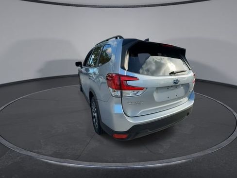 Used 2024 Subaru Forester Premium AWD/4WD image 6