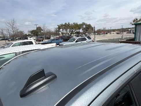 Used 2025 Chevrolet Silverado 1500 LT w/ Leather Package image 13