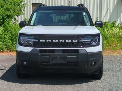 Used 2025 Ford Bronco Sport Outer Banks w/ Outer Banks Tech Package+ AWD/4WD image 2