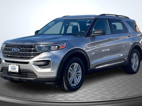 Certified 2024 Ford Explorer XLT image 12