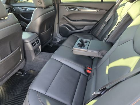 Used 2020 Cadillac CT5 Sport image 38