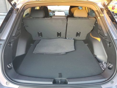 New 2026 Chevrolet Equinox EV LT image 8