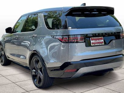 New 2025 Land Rover Discovery Dynamic SE