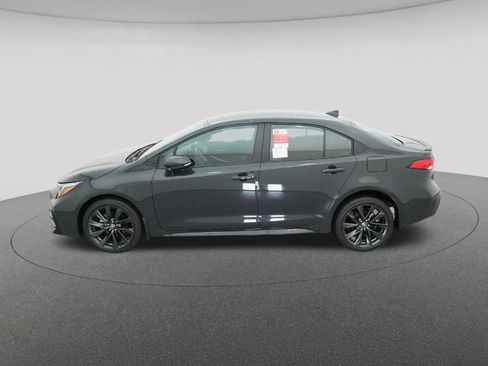 New 2025 Toyota Corolla SE image 3