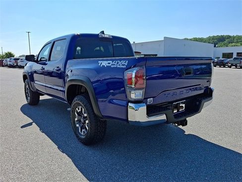 Certified 2023 Toyota Tacoma TRD Off-Road image 4