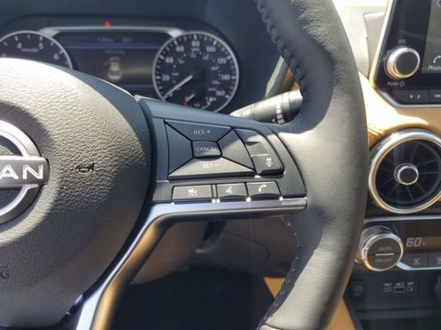 New 2025 Nissan Sentra SV w/ SV Premium Package image 11