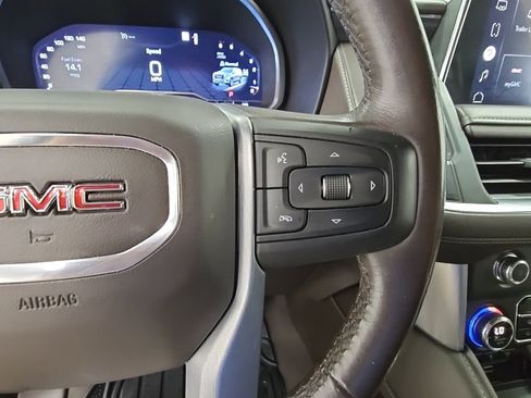 Used 2022 GMC Yukon XL SLT image 26