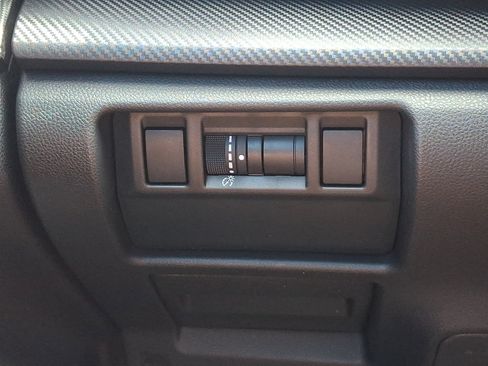 Certified 2024 Subaru Crosstrek 2.5i Limited AWD/4WD image 24