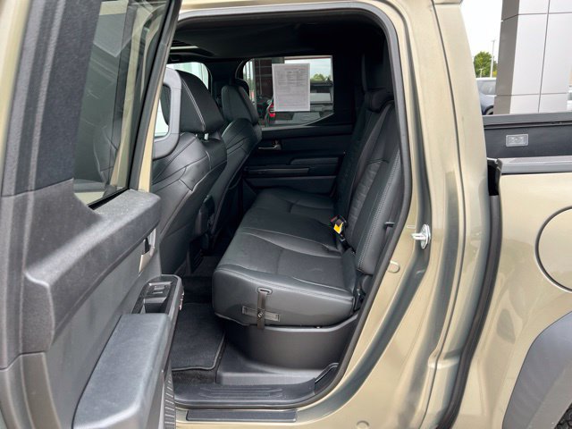 Used 2024 Toyota Tacoma TRD Off-Road w/ TRD Off Road Premium Package AWD/4WD image 29