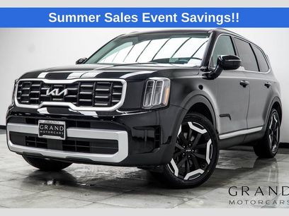 Used 2023 Kia Telluride S w/ S Sunroof Package