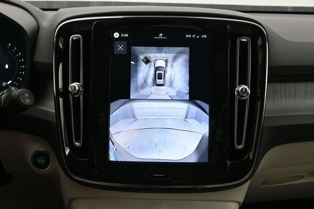 New 2026 Volvo XC40 B5 Ultra w/ Protection Package Premier AWD/4WD image 22
